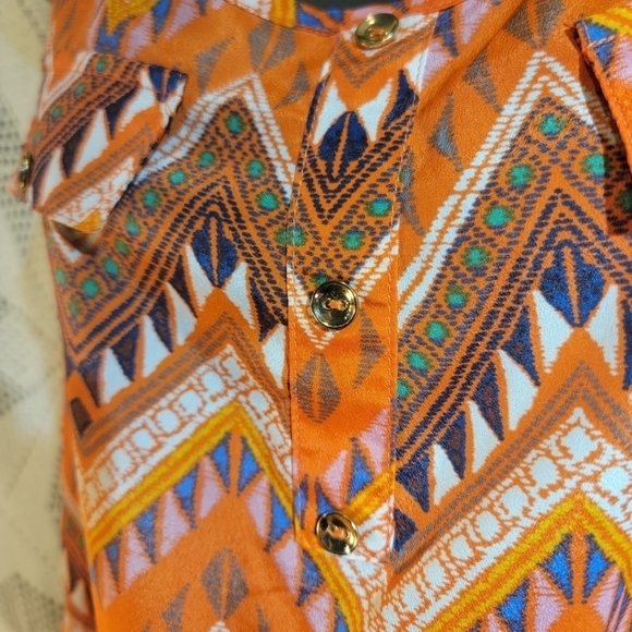 A'Gaci size small  tank top with gold buttons and two front pockets. - Picture 5 of 11